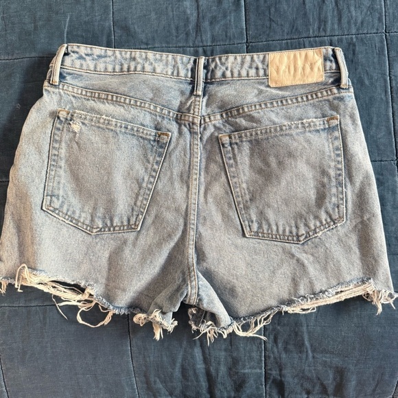 GRLFRND Helena High Rise Cut Off Distressed Short Size 30 - Picture 4 of 12